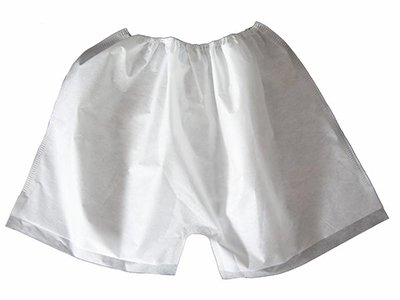 Máquina para fabricação de shorts de não tecido